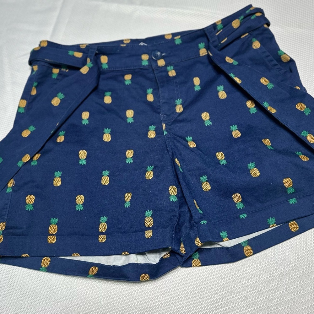 St. John's Bay Blue Pineapple Print Women Shorts - Picture 2 of 8